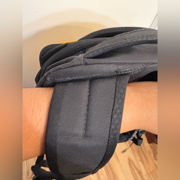 The North Face Jester Backpack - Picture 6 of 8